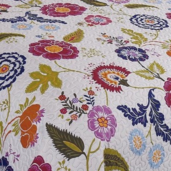 NWT FULL/QUEEN QUILT SET - Picture 4 of 4